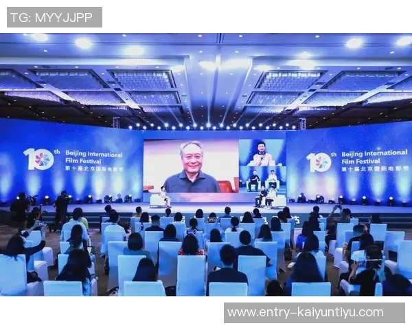 李安导演的电影艺术之路与文化交融探讨